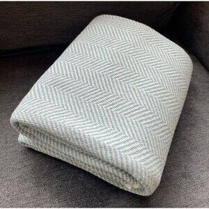 IN2GREEN Throw /Blanket Recycled Cotton BLUE White Approximately 52x60